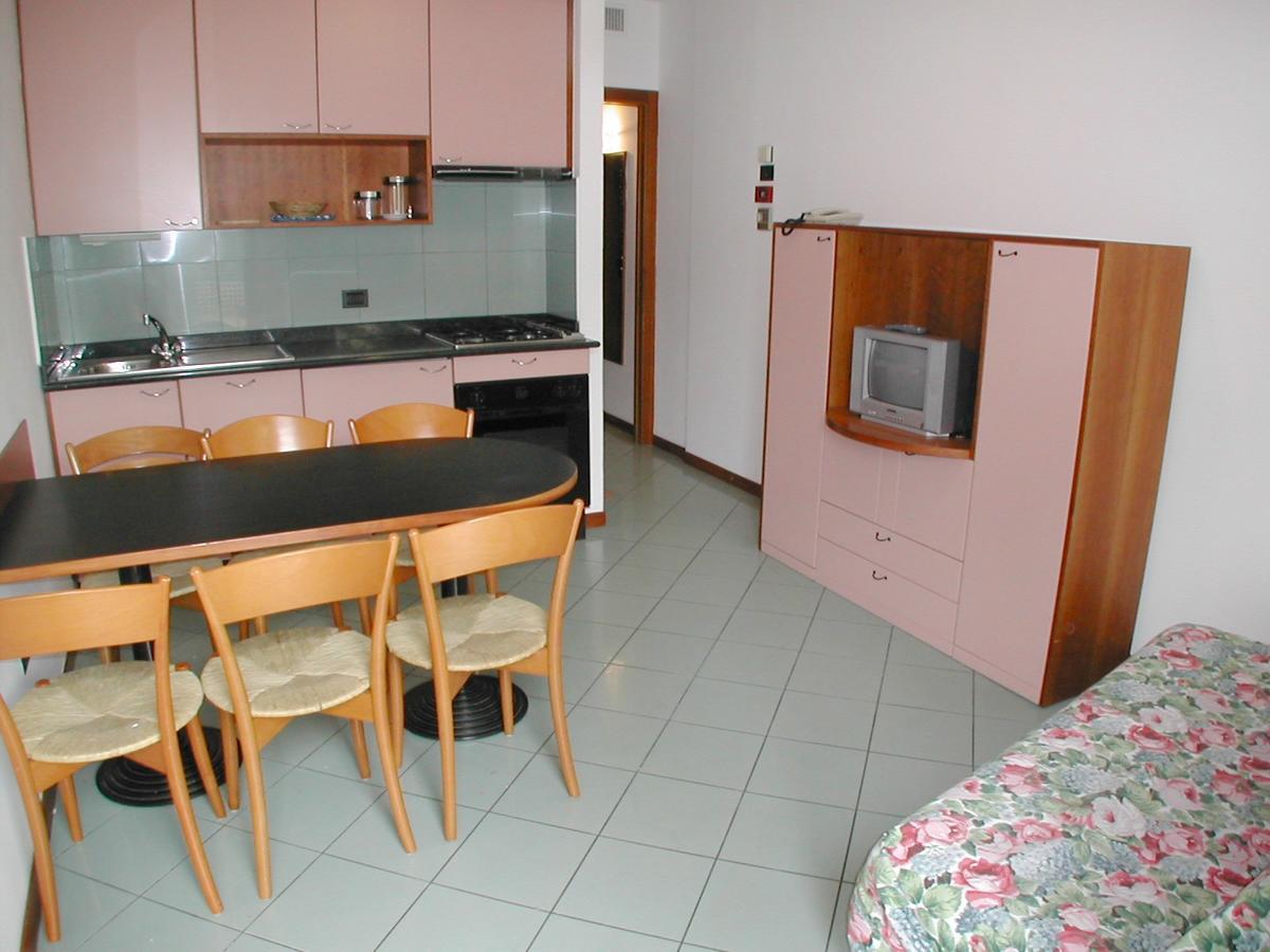 Residence Mediterraneo San Benedetto del Tronto Værelse billede
